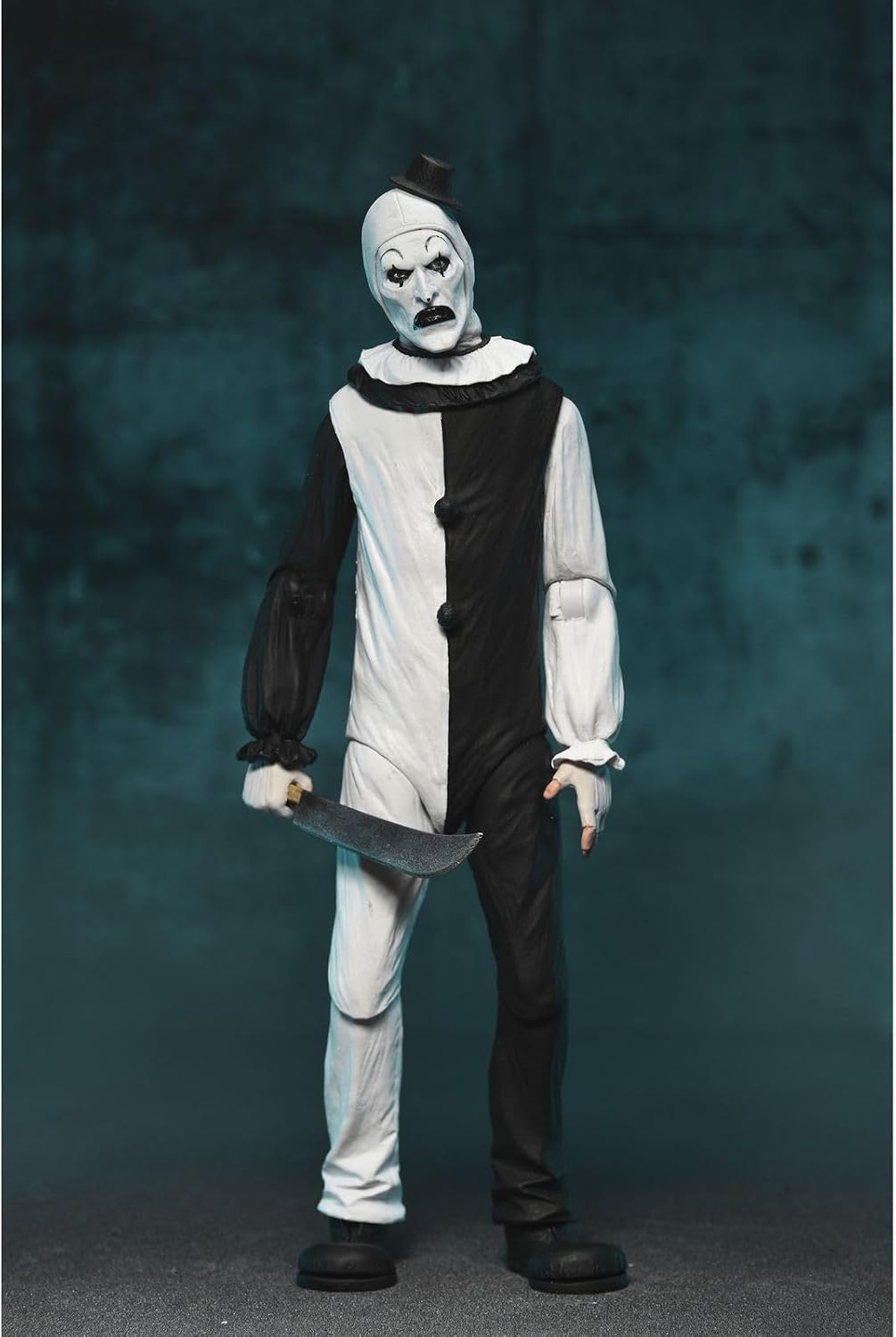 NECA - Terrifier - 7" Scale Action Figure - Ultimate Art the Clown