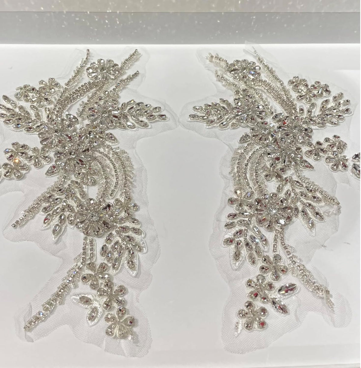 1Pair White Rhinestone Appliques for Dress,Suits,Gown,Clothing(White)