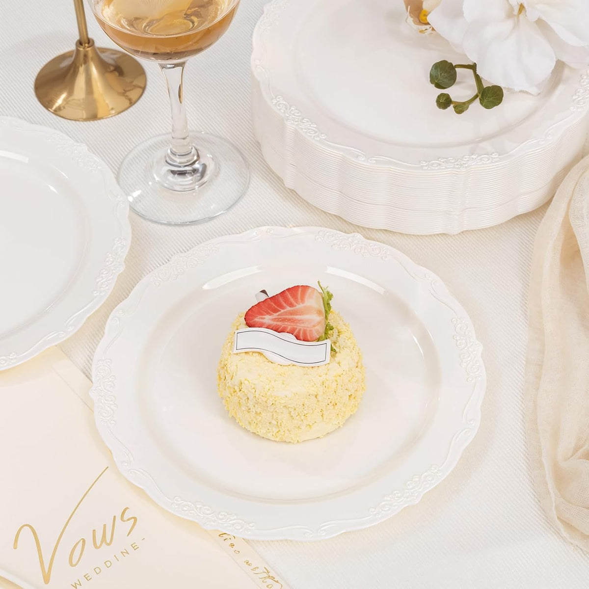 DaYammi 60PCS Ivory Plastic Plates, 7.5 inch Disposable Dessert Plates