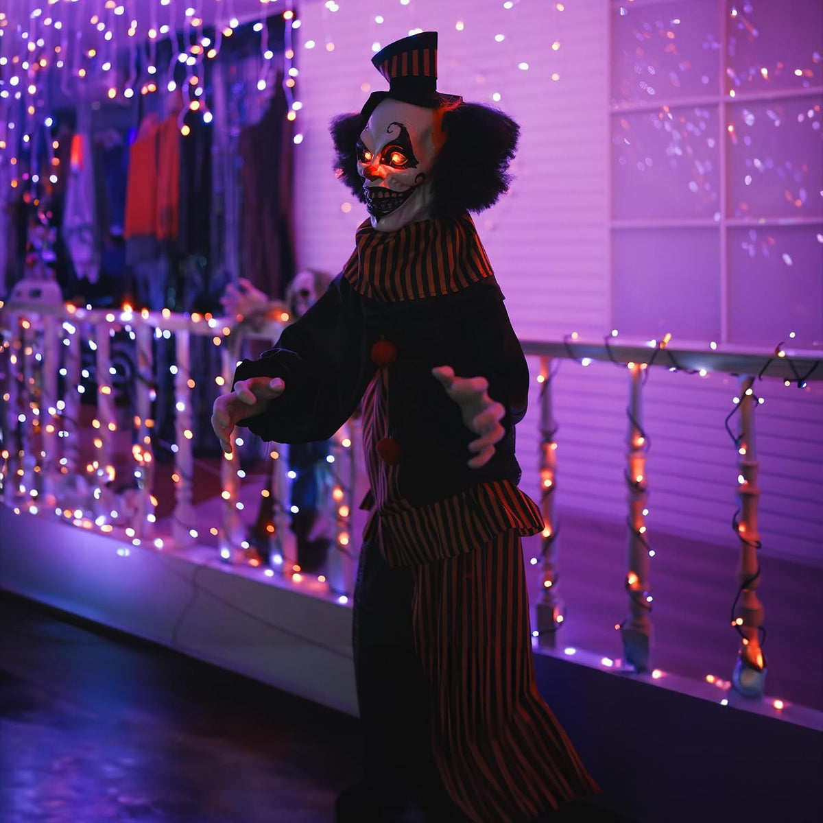 Hourleey Halloween Outdoor Standing Clown Decorations, Life Size Animatronic ...