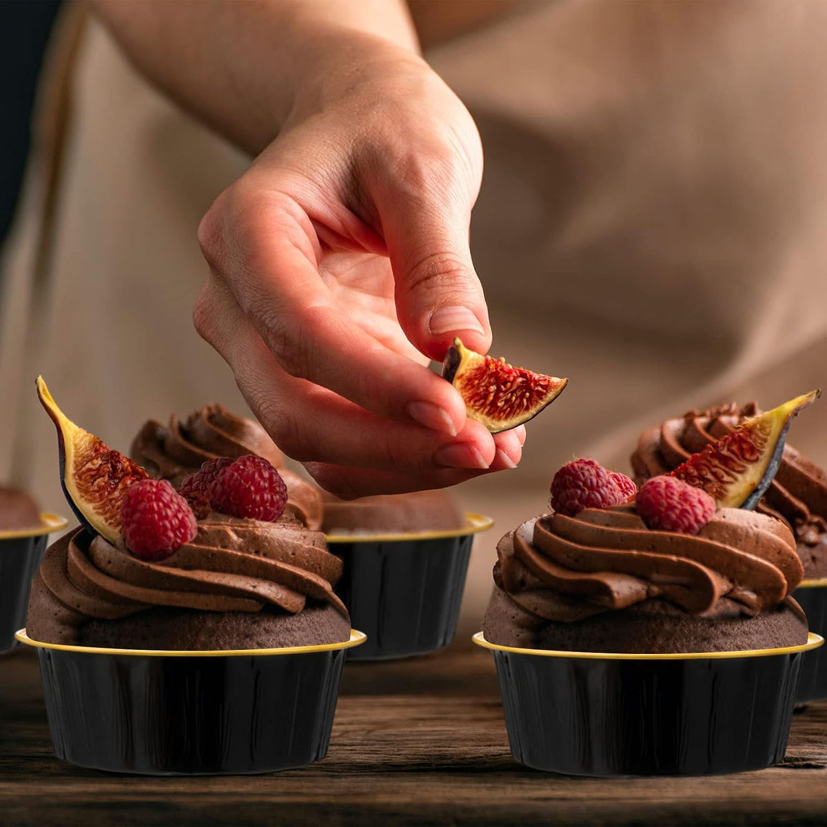 Tessco for You 100 Pcs Disposable Creme Brulee Ramekin, Black, Gold