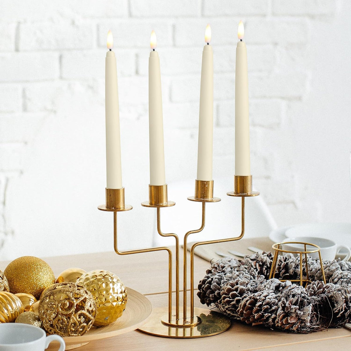 Baquler 24 Pcs Flameless Taper Candles LED Taper Candles Flickering Bulk