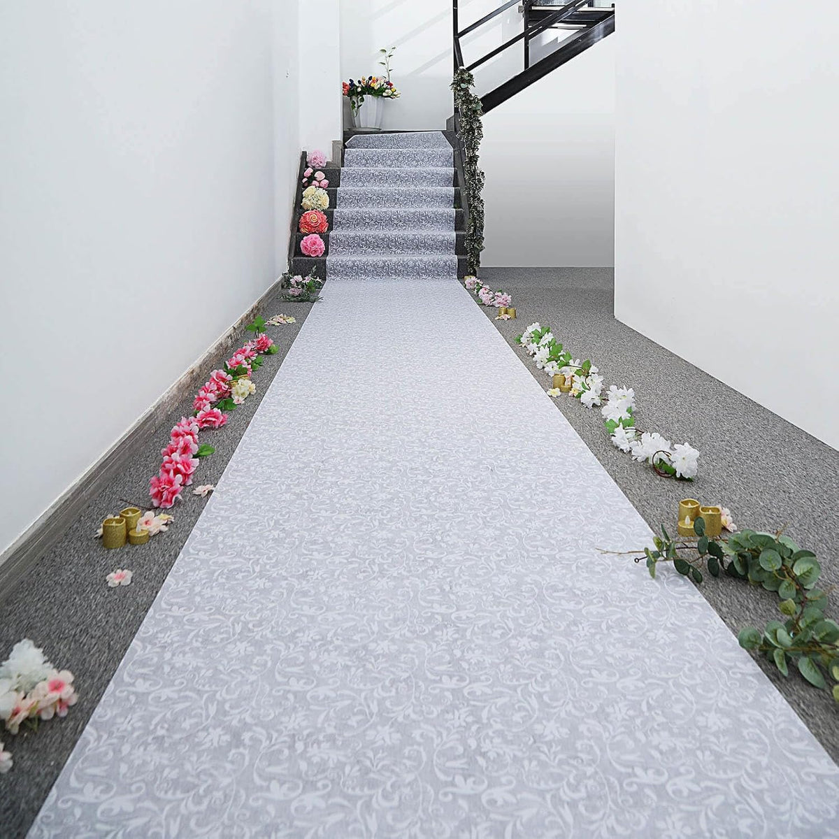 Efavormart 3ft x 100ft White Floral Lace Aisle Runner, Long Decorative Lace C...