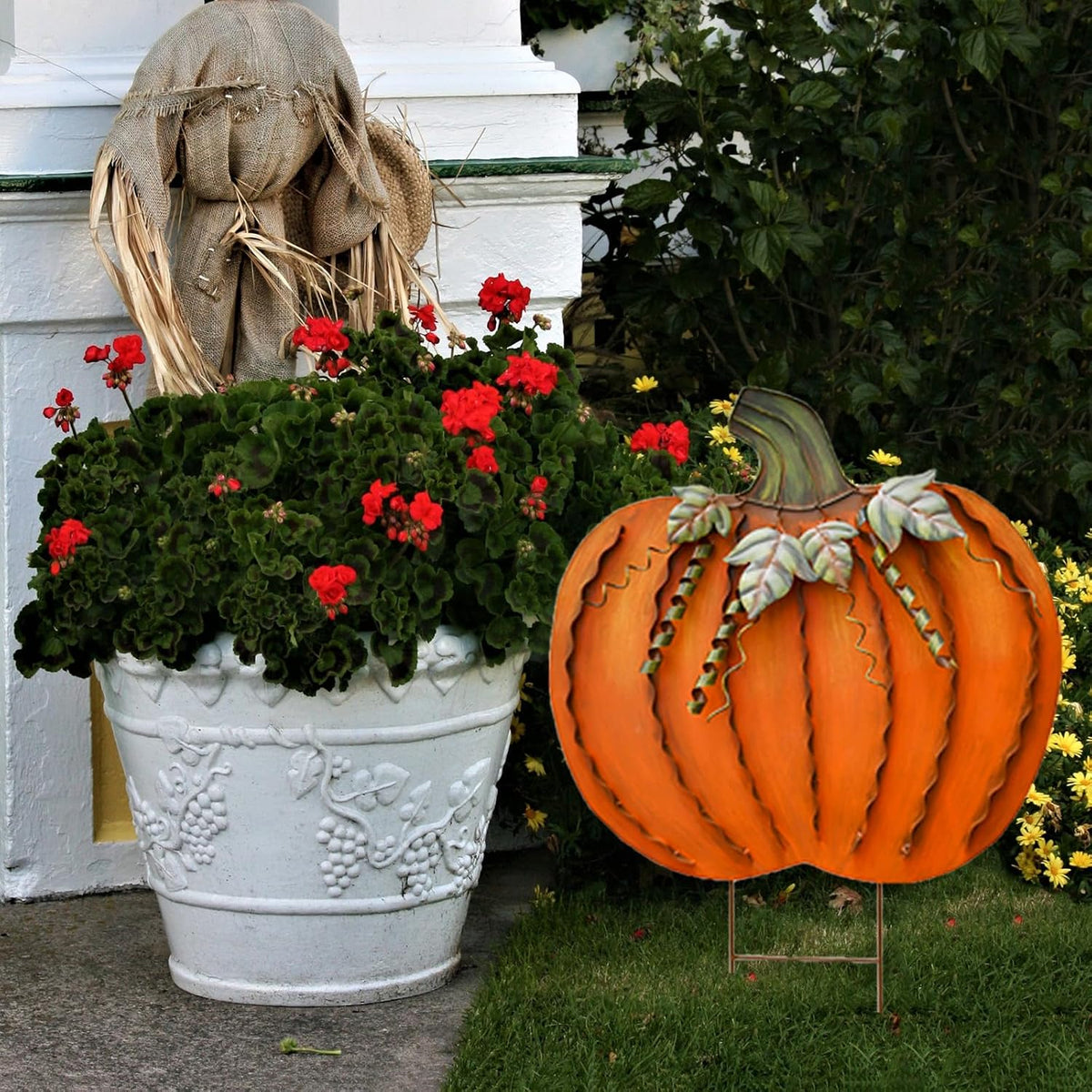 Fall Outdoor Decor Metal Pumpkin Garden Stakes Autumn Decorative Yard Sign