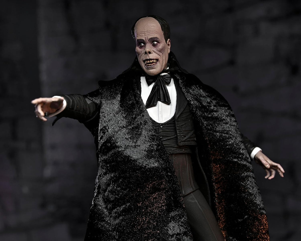 NECA - Phantom of the Opera (1925) - 7" Scale Action Figure - Ultimate T...