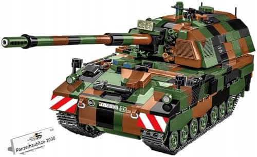 cobi armed forces panzerhaubitze 2000 tank building set shown in use