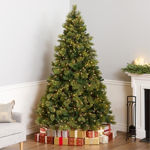 national tree company 7.5ft pre-lit carolina pine artificial, close-up detail