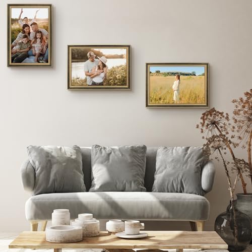 12x18 ornate picture frame with real glass,black gold, close-up detail