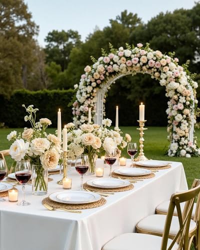 nervure 100pcs white with gold rim plastic plates, front angle view