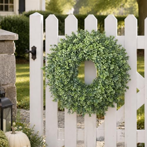 waipfaru 26'' fall boxwood wreath for front door on a desk or shelf