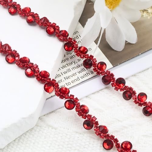 bijou joon 6 yards red self adhesive rhinestone, close-up detail