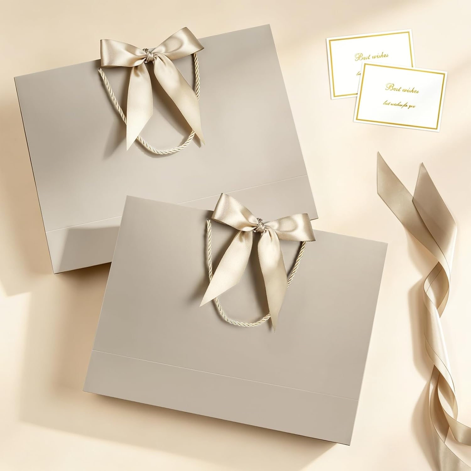 JMANNI Gift Bags with Handles, 13” Medium Gift Bag for Presents, 1 Pcs Bags with 2 Tissue Paper and 1 Cards for Graduation Baby Shower Wedding Fathers Day Mother's Day Birthday Party（champagne gold）