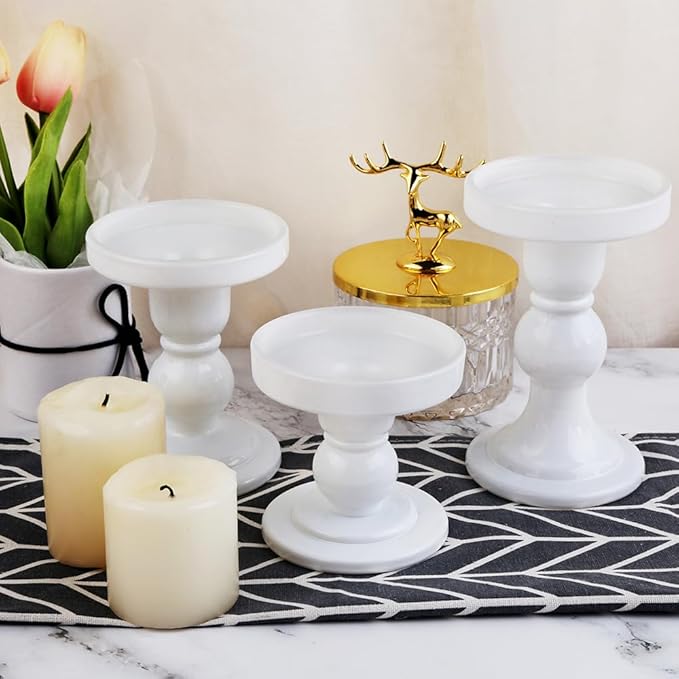 3-Piece Set of White Glass Candlestick, Crystal Candlestick Holder Holder and Conical Candle, Christmas Candle Holder Decoration, Family Living Room Wedding Candle Holder (white1set)