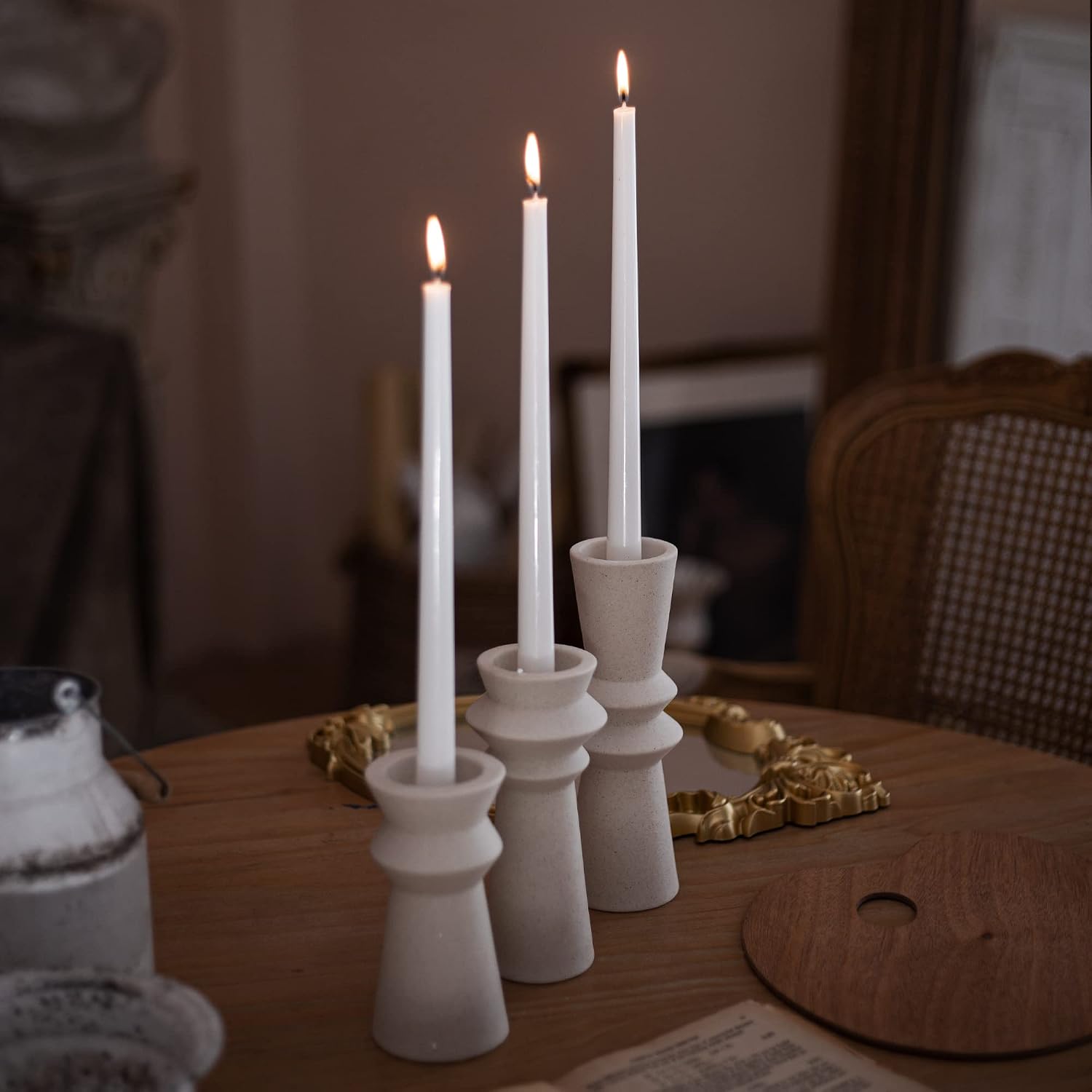 Set of 3 Ceramic Candle Holders,Minimalist Style, Candle Burning Display Holder,for for Home Decorations, Wedding Parties, Festival Celebrations.
