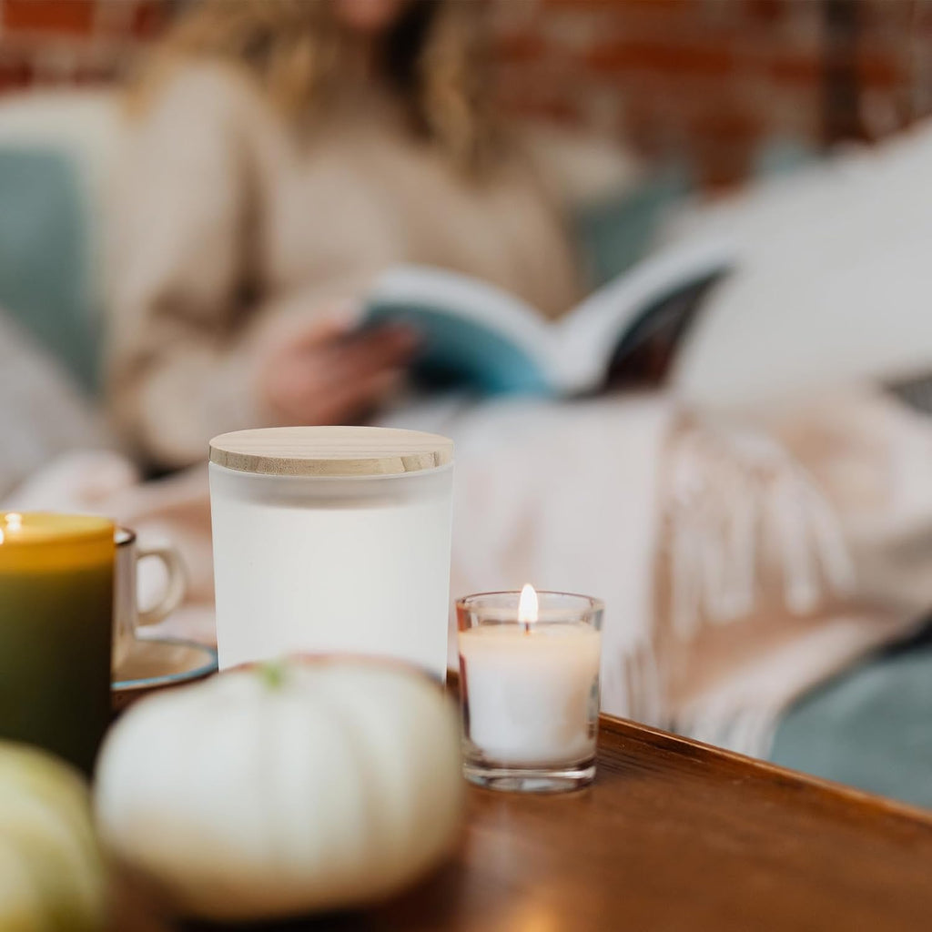 2pcs Creative Glass Candle Cups with Pine Covers Empty Candle Holders for Wedding and Banquet Decor Portable and Easy to Carry for Aromatherapy and Home