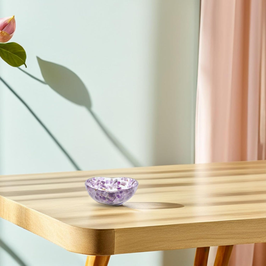 Mikinona Natural Crystal Heart Shaped Candle Base Resin Candle Cup Holder with Unique Texture, Handpolished and Built to Last, Decorative Ornament for Office and Bedroom