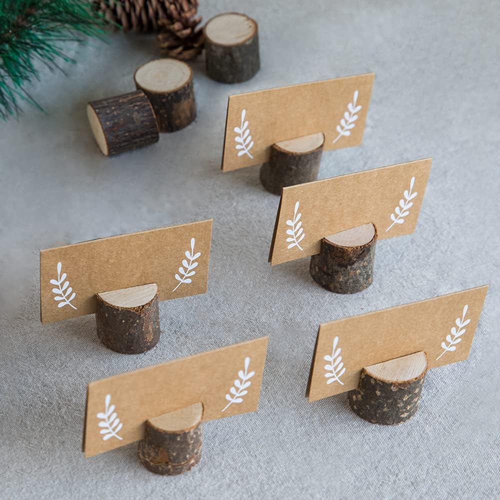 Jofefe 20Pcs Wood Place Card Holders and 24Pcs Kraft Table Place Cards, Rustic Table Number Holders, Food Labels, Name Card Photo Picture Holders for Harvest Fall Thanksgiving Wedding Birthday Party.