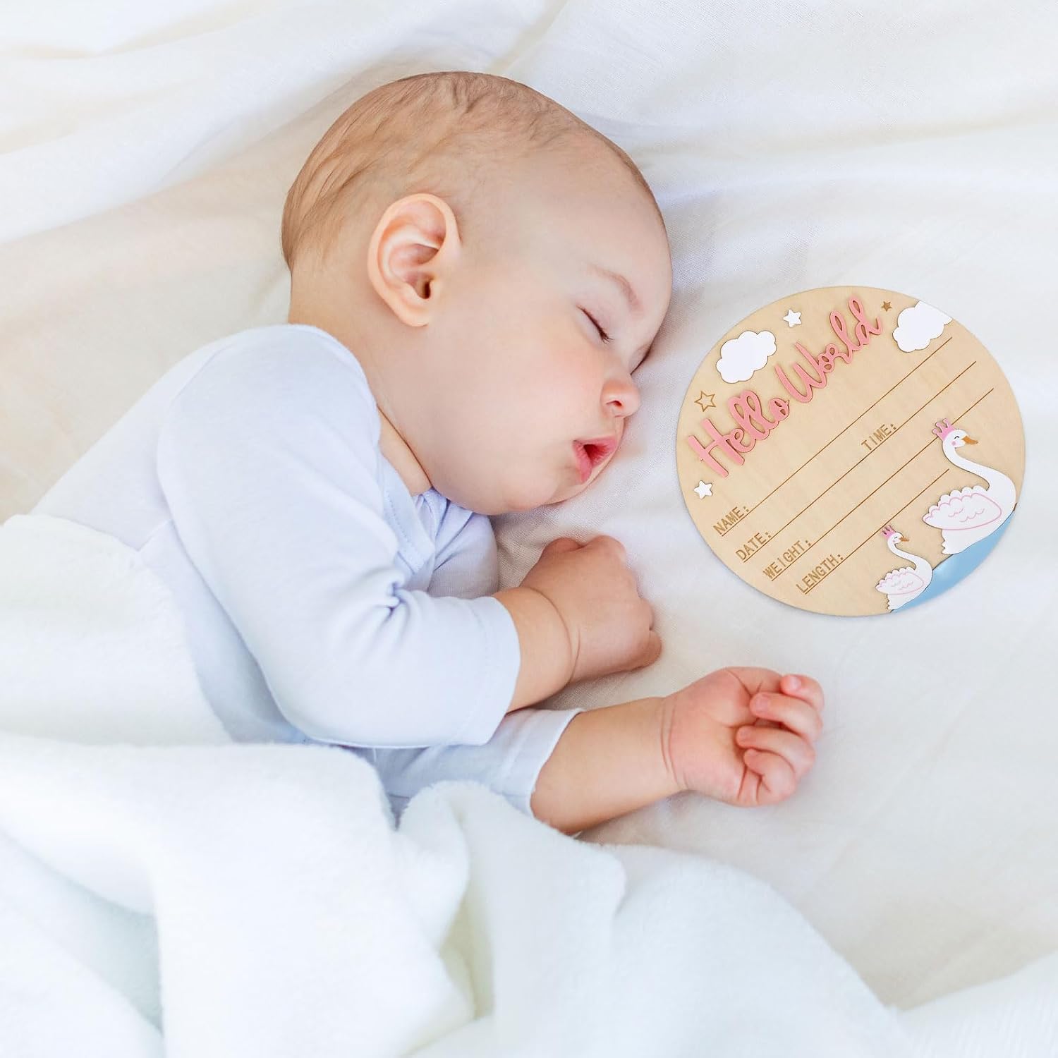 Birth Announcement Sign, 15cm/5.91in Wooden Hello World Newborn Sign Welcome Baby Board Baby Name Plaque for Home Hospital Photo Prop Nursery Decor (Swan Style)