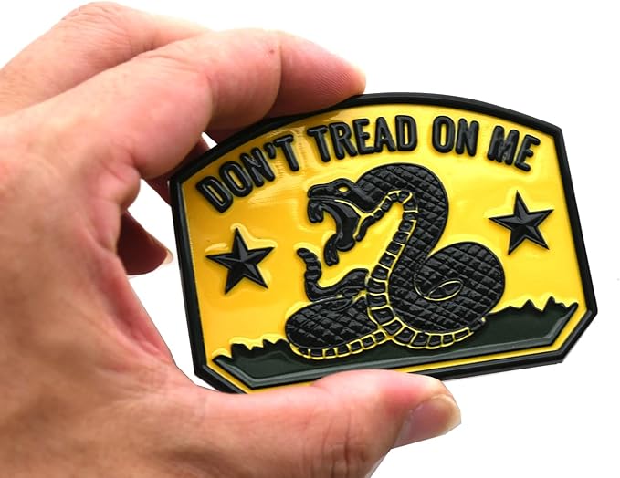 1x Gadsden Flag Rattlesnake Car Emblem 3D Decal Sticker with Don't Tread ON ME Slogan Fit for Car Truck Motorcycle Window Door and Flat Surface (Yellow)