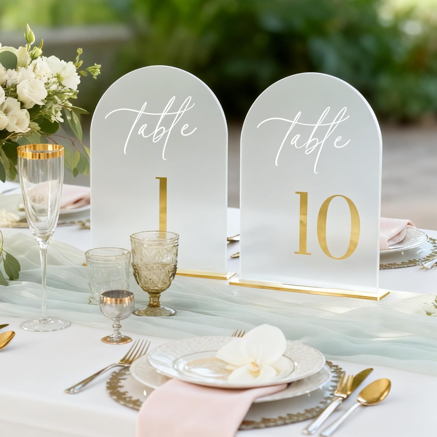 Frosted Wedding Table Numbers 1-10 with Stands, Elegant Gold 3D Arch Signs with Holder - 5.5" X 7" Arch Acrylic Table Numbers for Wedding Reception, Party, Anniversary, Events And Centerpiece