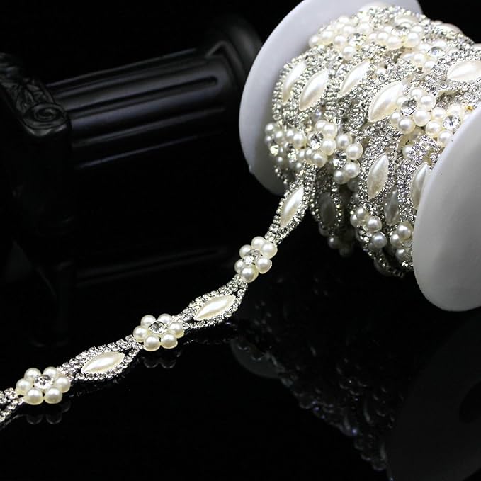 1 Yard Pearl Rhinestone Trim Chain Silver String Crystal Applique Fringe Ribbon Strips Beads Sewing Dress DIY Party Wedding Bouquet for Decoration Bridal Costume Embellishment