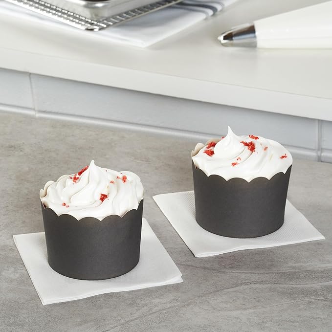 Panificio 10 Ounce Cupcake Wrappers, 200 Scalloped Baking Cups - Oven-Ready, Greaseproof, Gray Paper Cupcake Liners, Disposable, For Birthdays, Baby Showers, Or Weddings - Restaurantware
