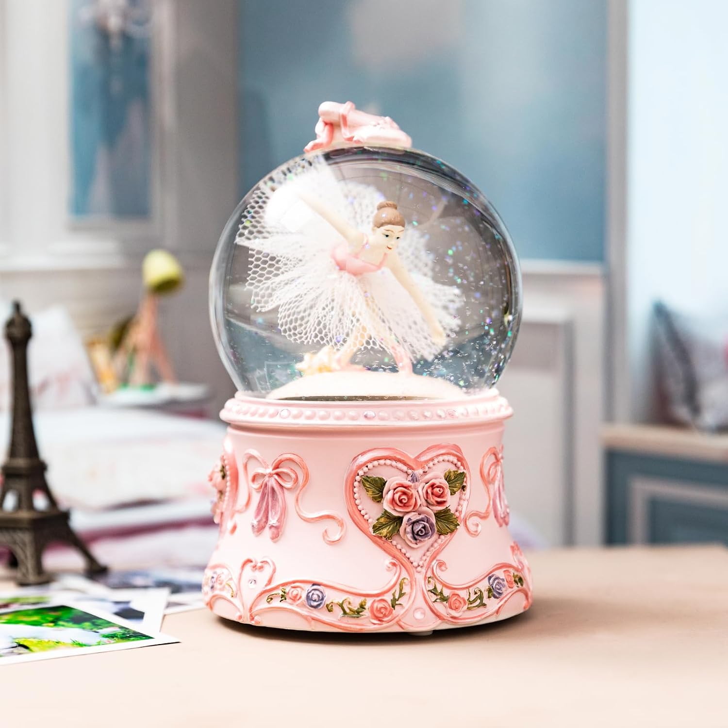 Ballerina Snow Globe Music Box with LED Lights – Classic Ballet Dancer Gift, Clear Glass Globe, Perfect for Ballet Lovers, with Music The Blue Danube
