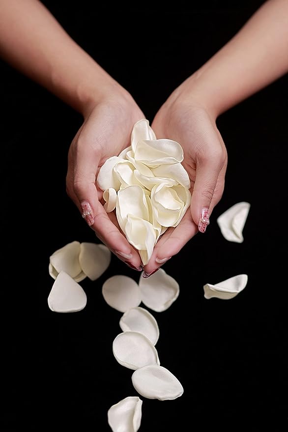 TINGE TIME Silk Rose Petals Flower Petals for Wedding Flower Girl Basket Aisle Scatter Dinner Table Centerpieces Party Confetti Bridal Shower Romantic Night Decoration (Ivory)