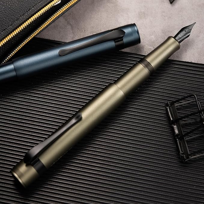 Hongdian M2 Black Forest Mini Fountain Pen, Extra Fine Soft Nib & Sleek Shape Aluminium Short Pocket Travel Pen (Midnight Blue)