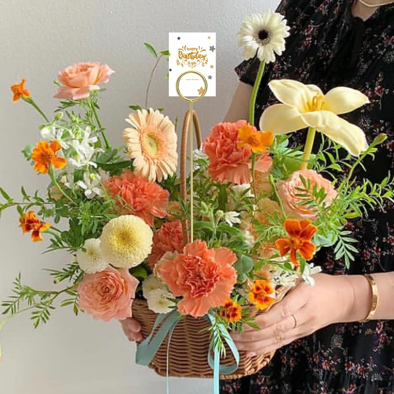 30 Pack Strong Grip Gold Floral Card Holder Picks (13.4 Inch) | Premium Metal Flower Picks for Table Centerpieces, Picture Holders for Table, Photo Card Holder Stick for Flower Arrangements