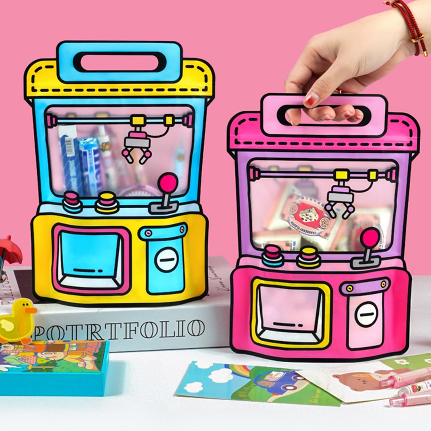30PCS Cartoon Gift Bags with Handle Claw Machine Shape Goodie Bag Plastic Candy Cookie Storage Packaging For Wedding Birthday Baby Shower Party Supplies Snack Ziplock Seal Party Favor Bags
