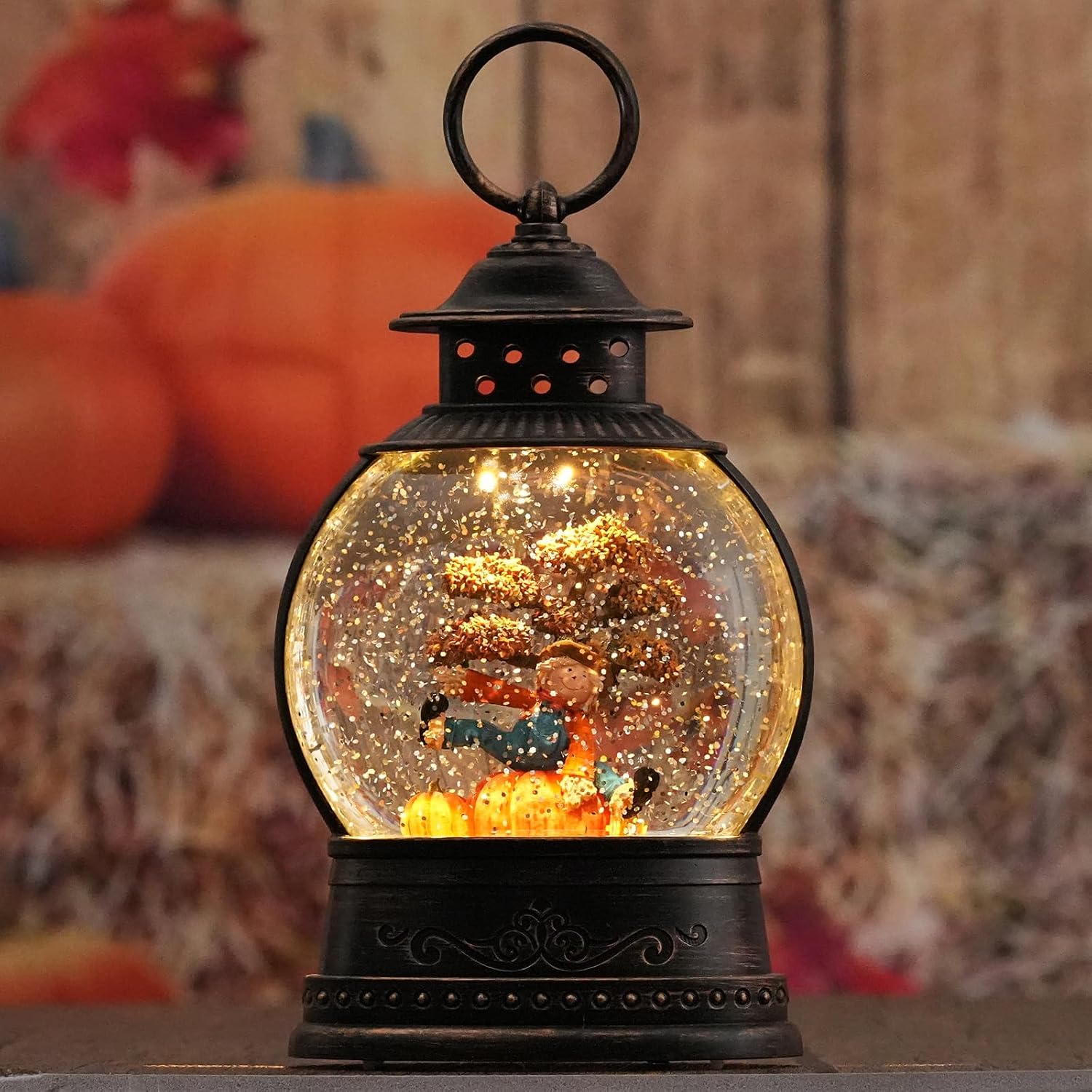 Thanksgiving Decorations Snow Globes, Light Up Snow Globe Lantern with Scarecrow Pumpkin, 6H Timer, USB & Battery Operated Fall Decorations for Autumn Thanksgiving Harvest…
