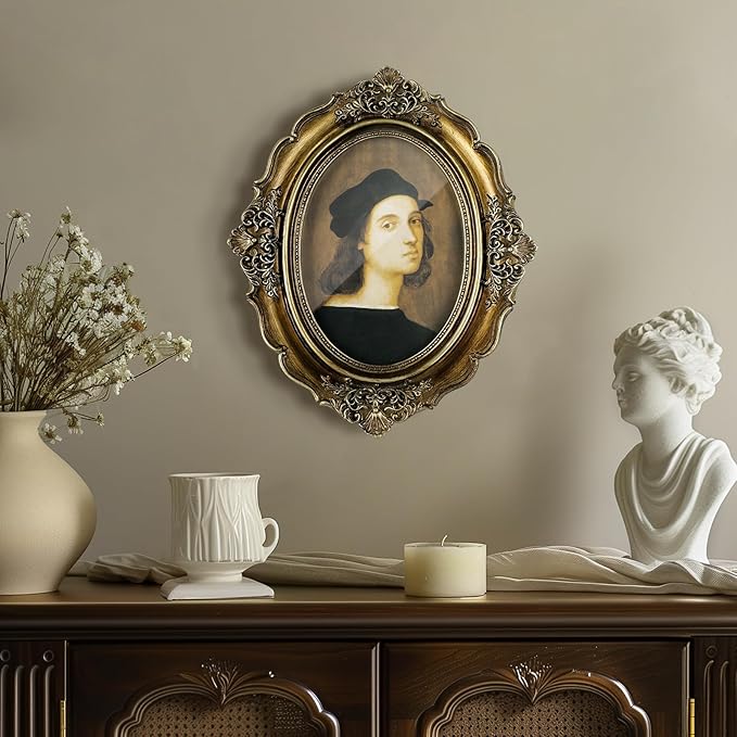 Cuspin 5x7 Gold Frames Vintage Picture Frame, Bronze Gold 5 by 7 Picture Frame Hand-Crafted Resin with Glass Front Ornate Retro Antique Photo Frame for Wall and Tabletop Display Home Decor
