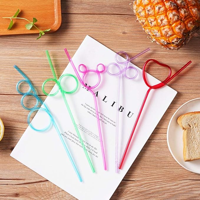 24 Pcs Silly Crazy Straws for Kids Reusable Plastic Loop Curly Crazy Drinking Straws for Classroom Activities Valentines Day Gift Christmas Birthday Wedding Party Supplies Decoration