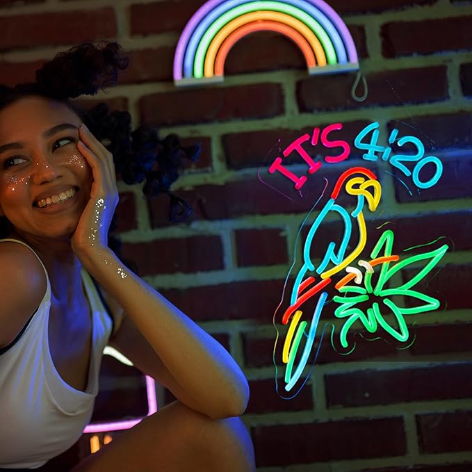 ORIXIAYE 420 Neon Sign Green Leaf Neon Signs for Wall Decor 420 Decorations Led Signs with Dimmer for Pub Party Man Cave Room Art Decor Gift USB-Powered (16.2x12.6) Inch