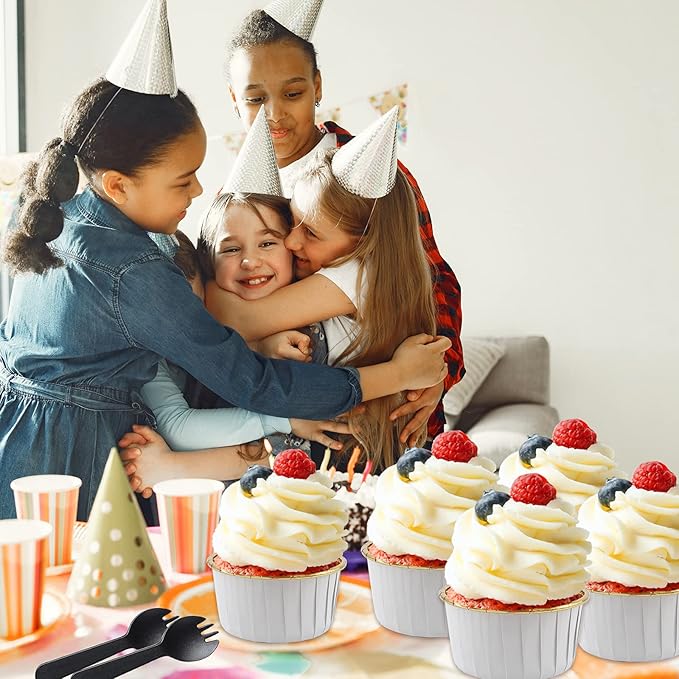 50 Pack Jumbo Cupcake Cups with Lids,LNYZQUS 5oz Foil Cupcake Muffin Liners,Disposable Ramekins Pans Muffin Tins,Large Baking Cups Cupcake Wrappers Holders -White in gold