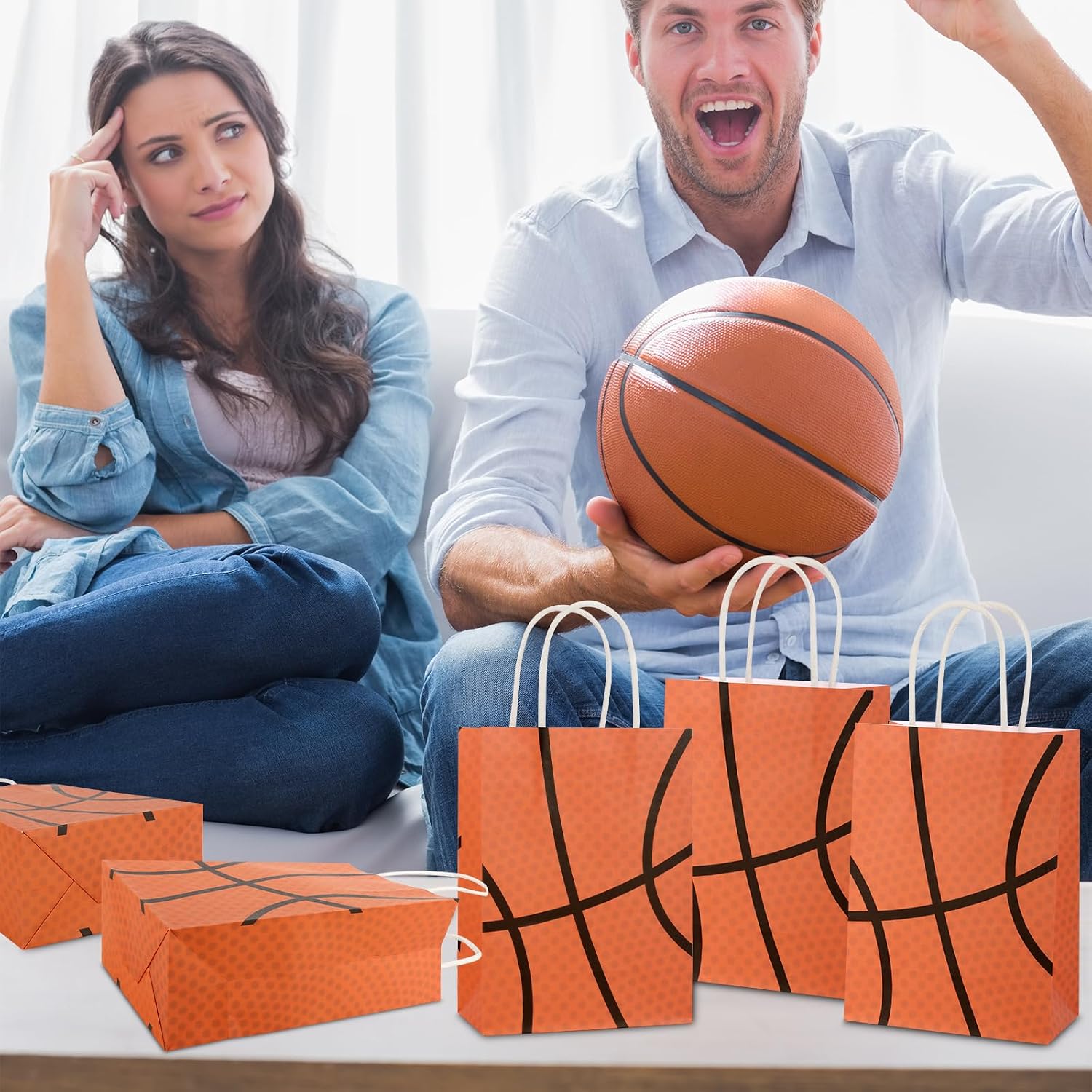 Hxezoc 12 Pieces Basketball Gift Bags with Handle, Paper Treat Candy Bag Sport Favor Bags for Basketball Theme Birthday Party Decoration Supplies