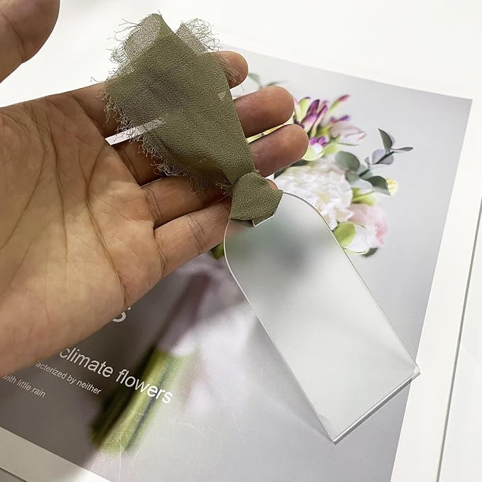 50Pcs Acrylic Place Card for Wedding Frosting Acrylic DIY Table Seating Cards Wedding Supplies with Green Ribbon
