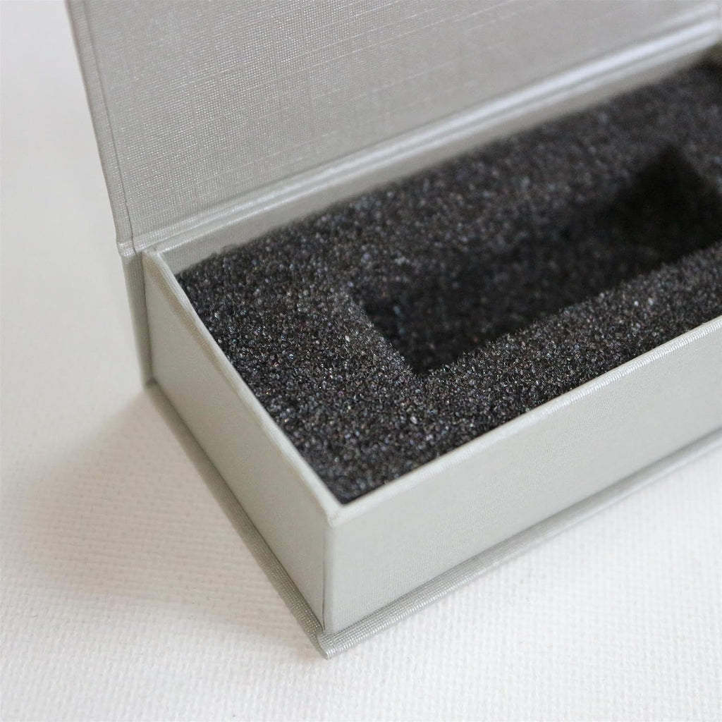silver grey magnetic usb presentation gift boxes, flash, main product view