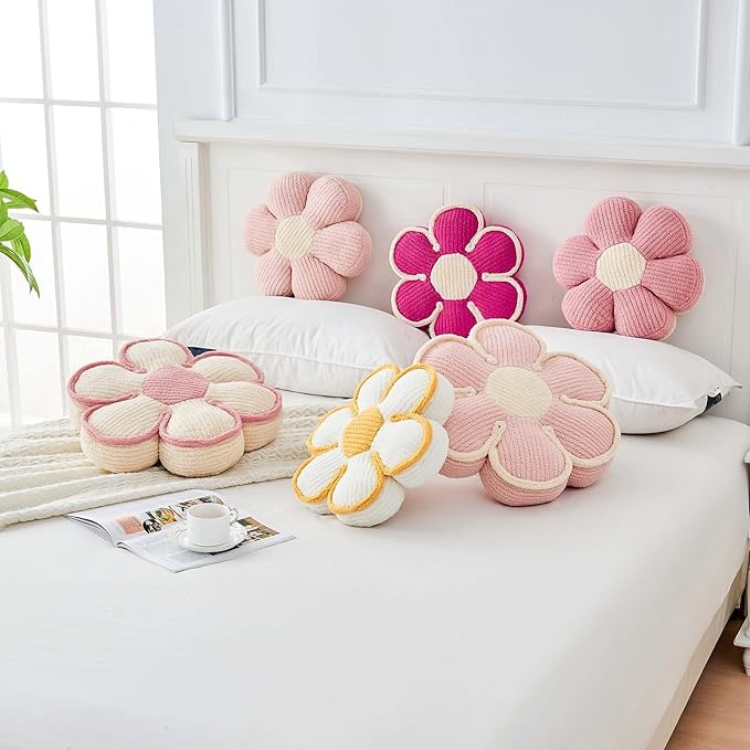 Flower Pillow, Soft Flower Decorative Throw Pillow, Cute Daisy Flower Shaped Seating Floor Cushion Room Décor Plush Pillows for Sofa Couch Bed (17.7 Inch, Ivory)