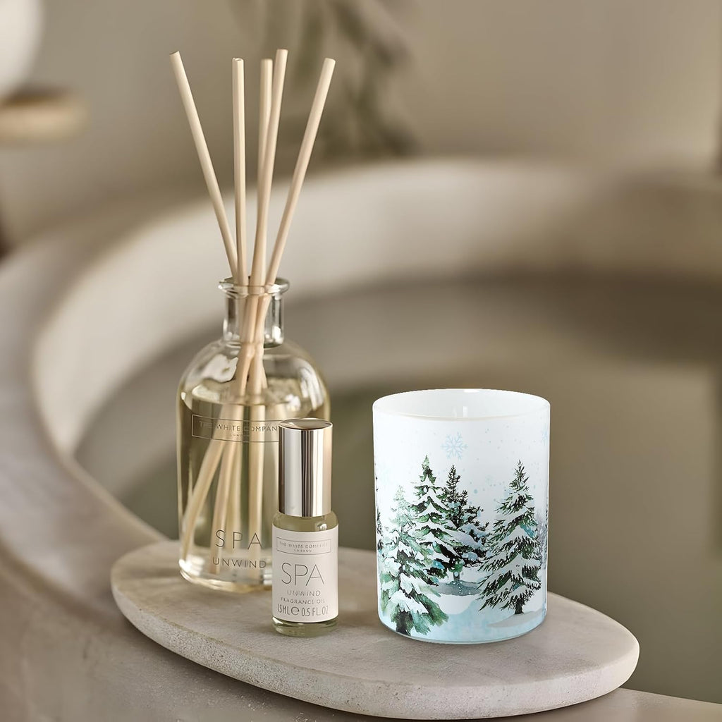Christmas Scented Candle Gift Set for Women, Candles Can Change Into 7 Colors, Winter Candle with 7.6oz Soy Wax Fir Holiday Candles for Christmas Women Gift(Snow Forest)