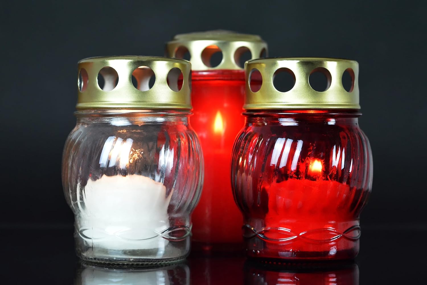 D'light Online Long 10 Hour Burn Time Unscented Votive Candles - Small Candles for Birthdays, Baby Shower, Home Decoration, Restaurants and Weddings (White, 10 Hour - Set of 12)