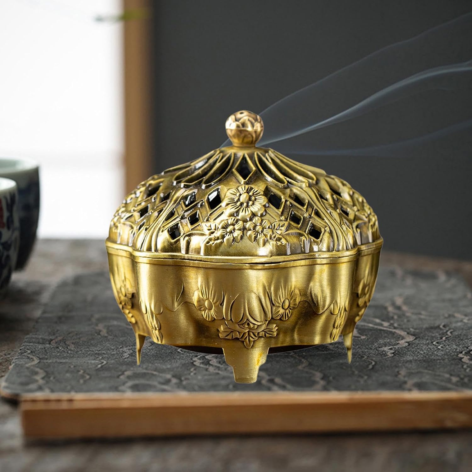Brass Censer Bowl Holder with Lid Coil Cone Stick Accessory Traditional Round Base Patterned Craft Suitable for, Yellow