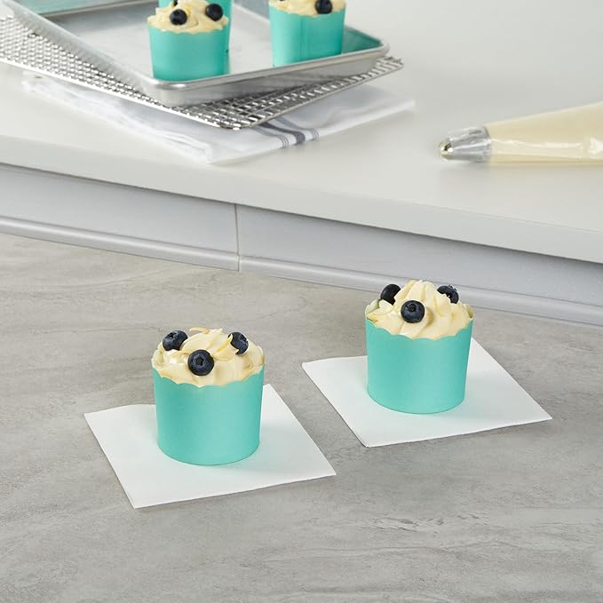 Panificio 6 Ounce Cupcake Wrappers, 200 Scalloped Baking Cups - Oven-Ready, Greaseproof, Turquoise Paper Cupcake Liners, Disposable, For Birthdays, Baby Showers, Or Weddings - Restaurantware