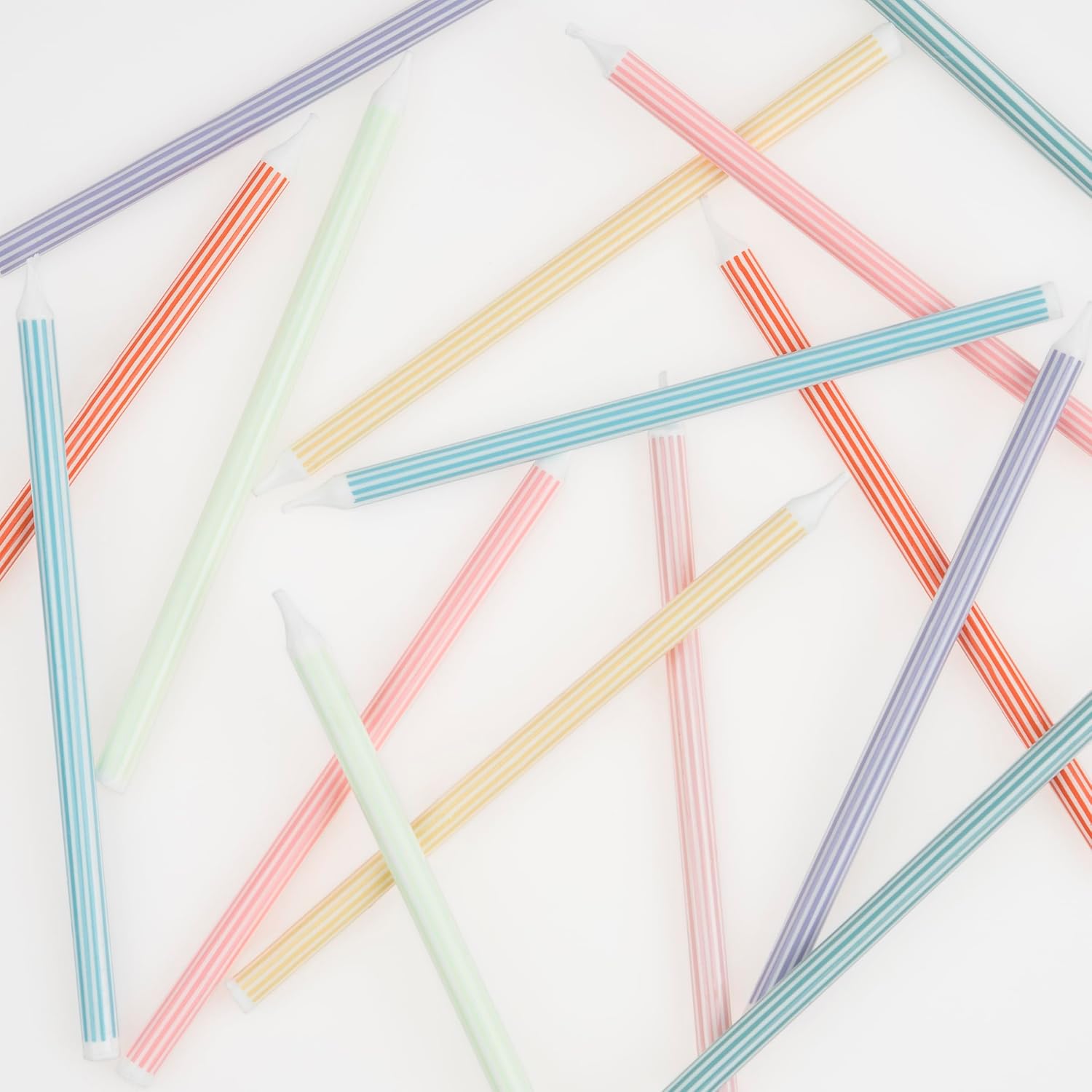 Meri Meri Happy Birthday Candles for Cake (Pack of 16), 2 Sizes of Birthday Cake Candles, Unscented, Meri Meri Candles