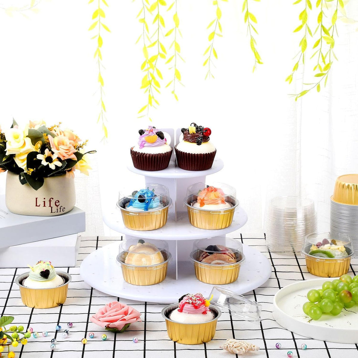 200 Pack Aluminum Cupcake Liners with Lids,Gold,Plain