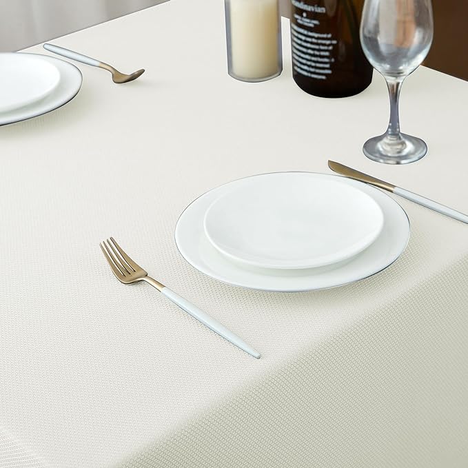 Biscaynebay Textured Fabric Tablecloths 70x108 Inches Rectangular, Ivory Water Resistant Tablecloths for Dining, Kitchen, Wedding, Parties etc. Machine Washable