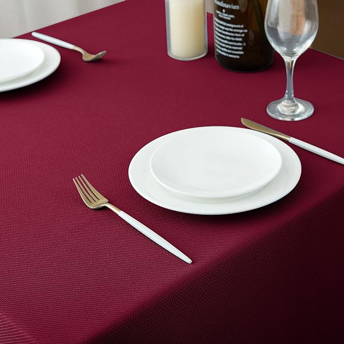 Biscaynebay Textured Fabric Christmas Rectangle Tablecloths 90x132, Burgundy Water Resistant Tablecloths for Dining, Kitchen, Wedding, Parties etc. Machine Washable