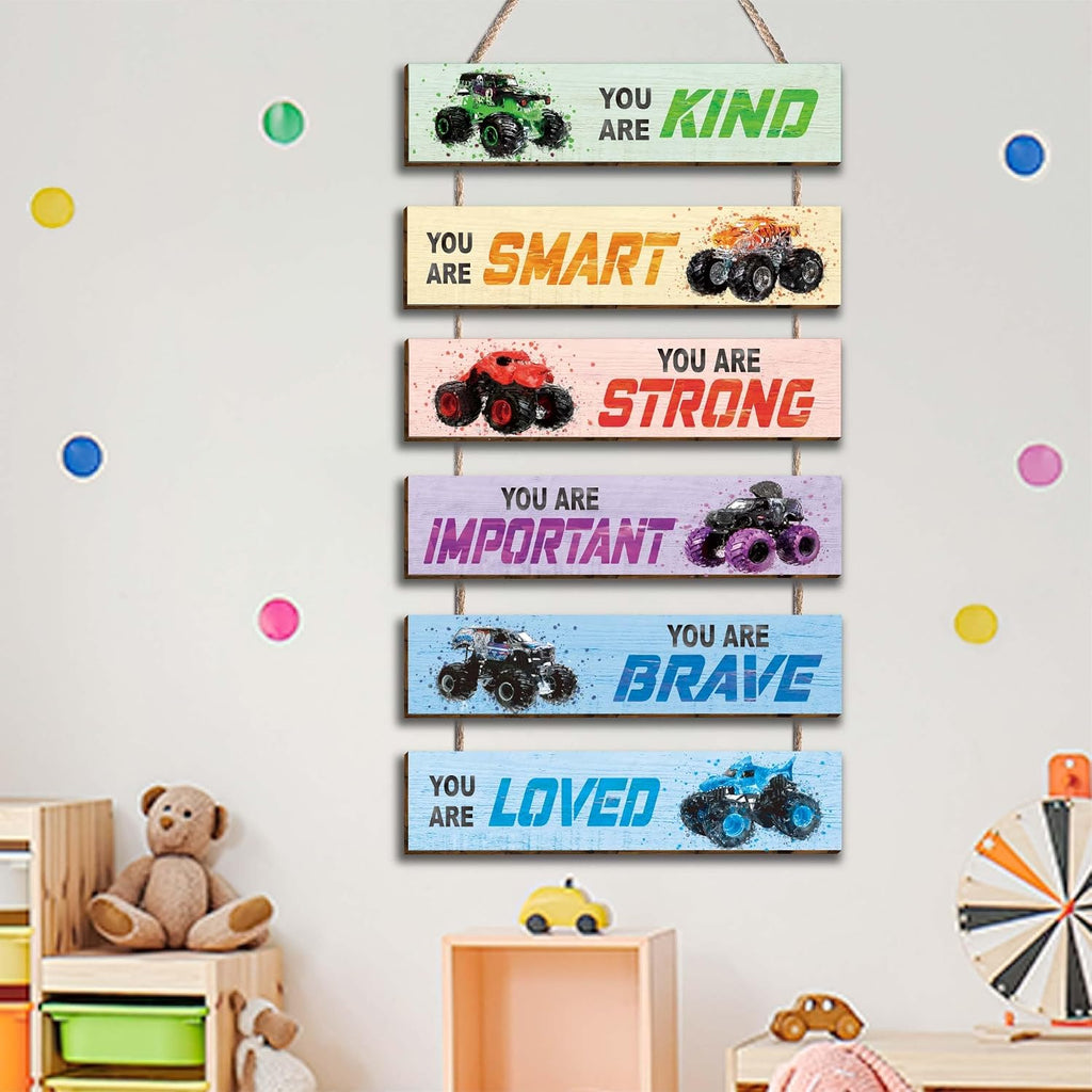 6 Pcs Racing Car Decor Kids Room Decor, Racing Car Inspirational Positive Quotes Wall Art Decor Hanging Sign for Teens Bedroom, Works of Art Made of Wood, Works of Art of Wood, Placards of Woods