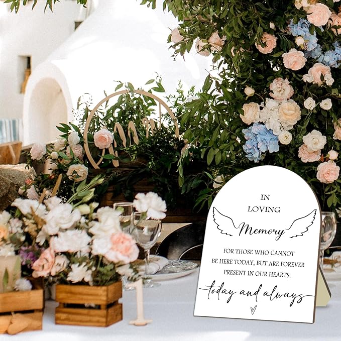 Memorial Table Sign for Bridal Shower, In Loving Memory Wooden Sign with Stand, Minimalist Decor for Wedding Reception, Event Party Favor Supplies 9 * 11IN